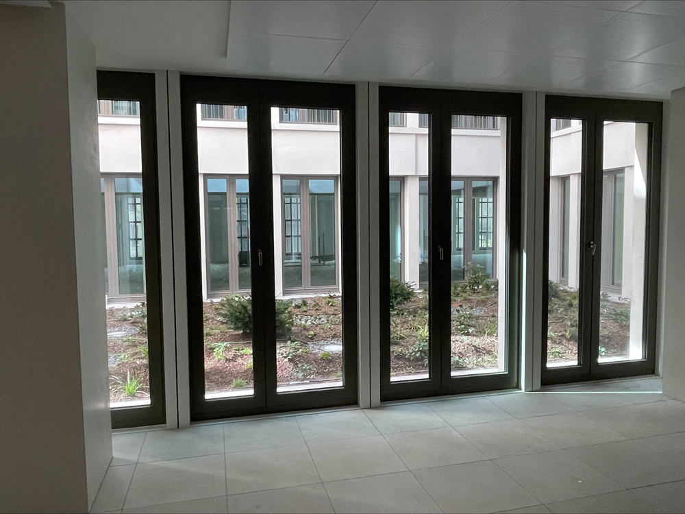 Bahnhofstrasse 8